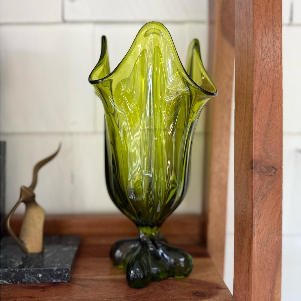 mid-century Viking glass avocado, green swung glass vase for toe foot pedestal